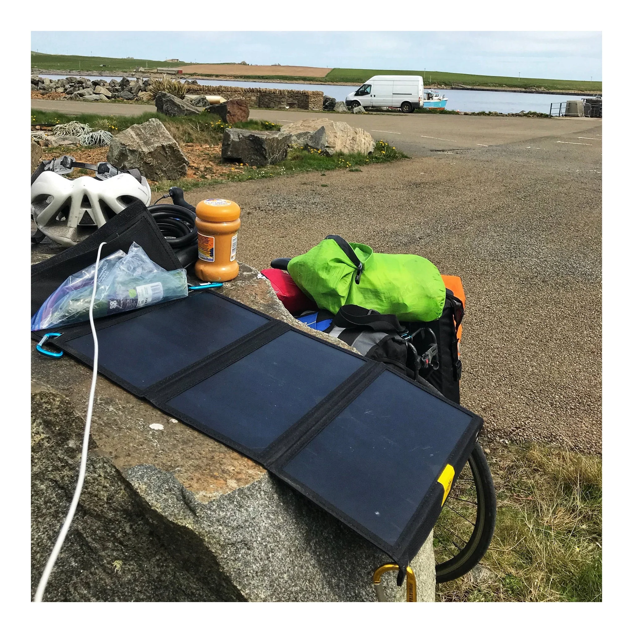 Powertraveller PTL-FLS021 Falcon 21 Ultra-lightweight Foldable Solar Panel