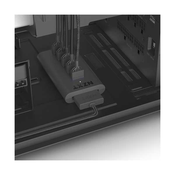 2143-nzxt-ac-iusbh-m3-gen-3-internal-usb-hub-with-magnetic-body-and-3m-dual-lock-tape-4.jpg NZXT AC-IUSBH-M3 Gen 3 Internal USB Hub with Magnetic Body and 3M Dual Lock Tape