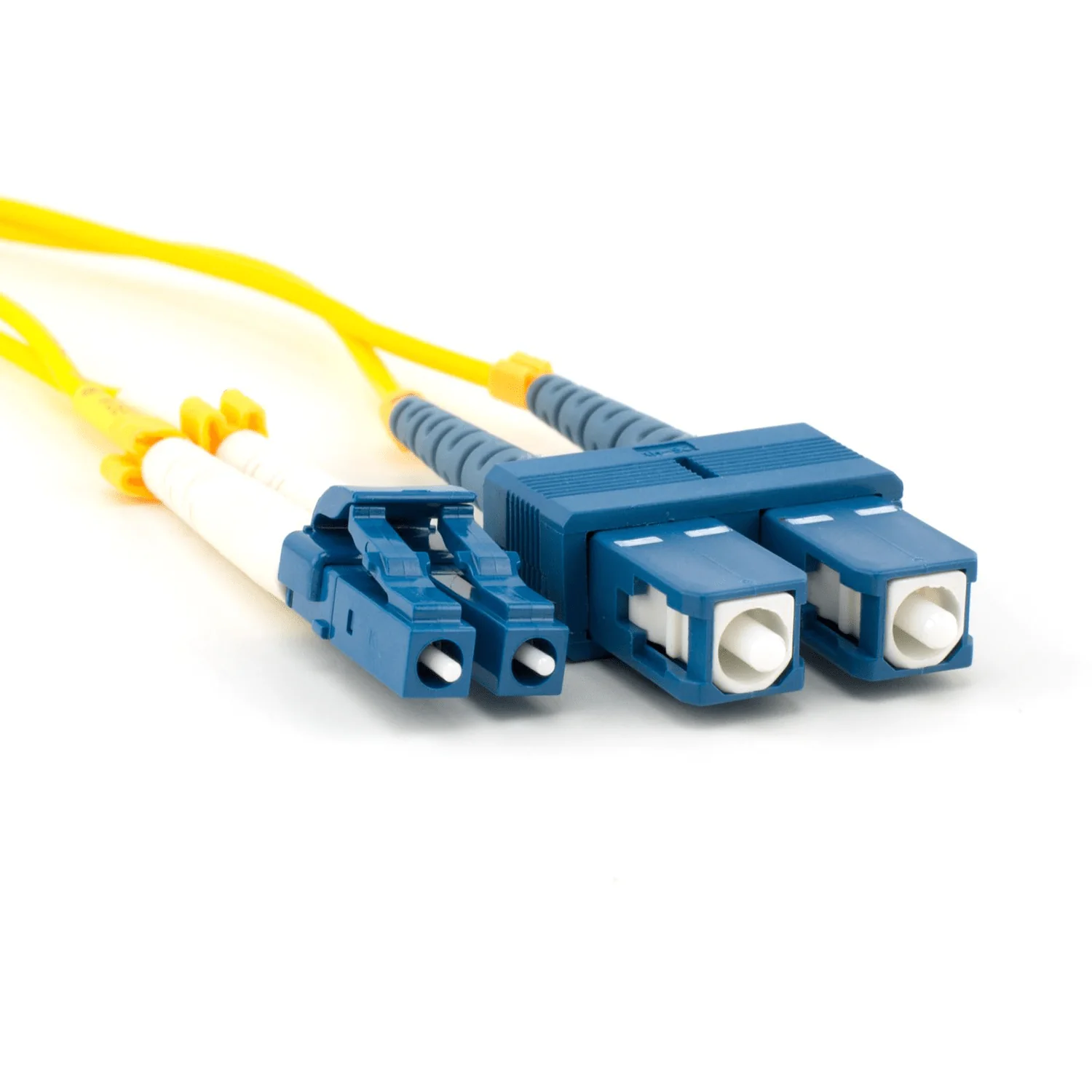 2912-lc-to-sc-30m-single-mode-fiber-optic-patch-cable-duplex-om2-pvc-ofnr-2.0mm-yellow-1.webp LC to SC 30M, Single Mode Fiber Optic Patch Cable, Duplex, OM2, PVC (OFNR), 2.0MM, Yellow