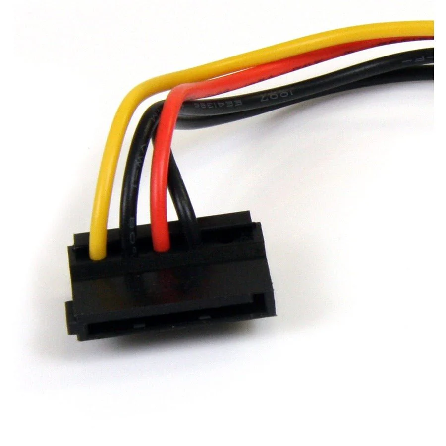 Startech.com SATAPOWADAPR 6in 4 Pin Molex to Right Angle SATA Power Cable Adapter